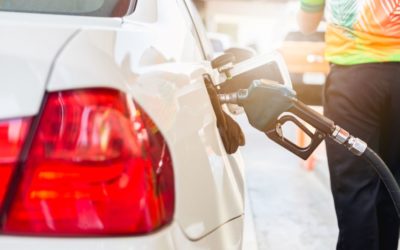 Consejos para ahorrar combustible al conducir